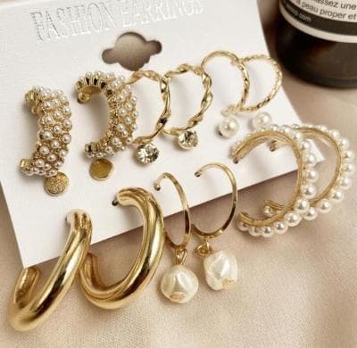 Spring & summer's most beautiful set of earrings 6 pairs in gold and pearls