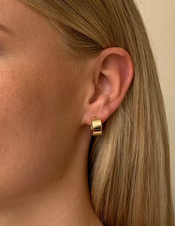 Snö - Carrie Small Ring Ear