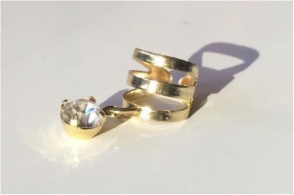 Guld Earcuff Ear Cuff Örhänge med Hängade Vit Rhinestone