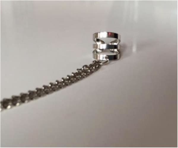 Earcuff Ear Cuff & Örhänge med Dubbla Kedjor & Kors - Silver