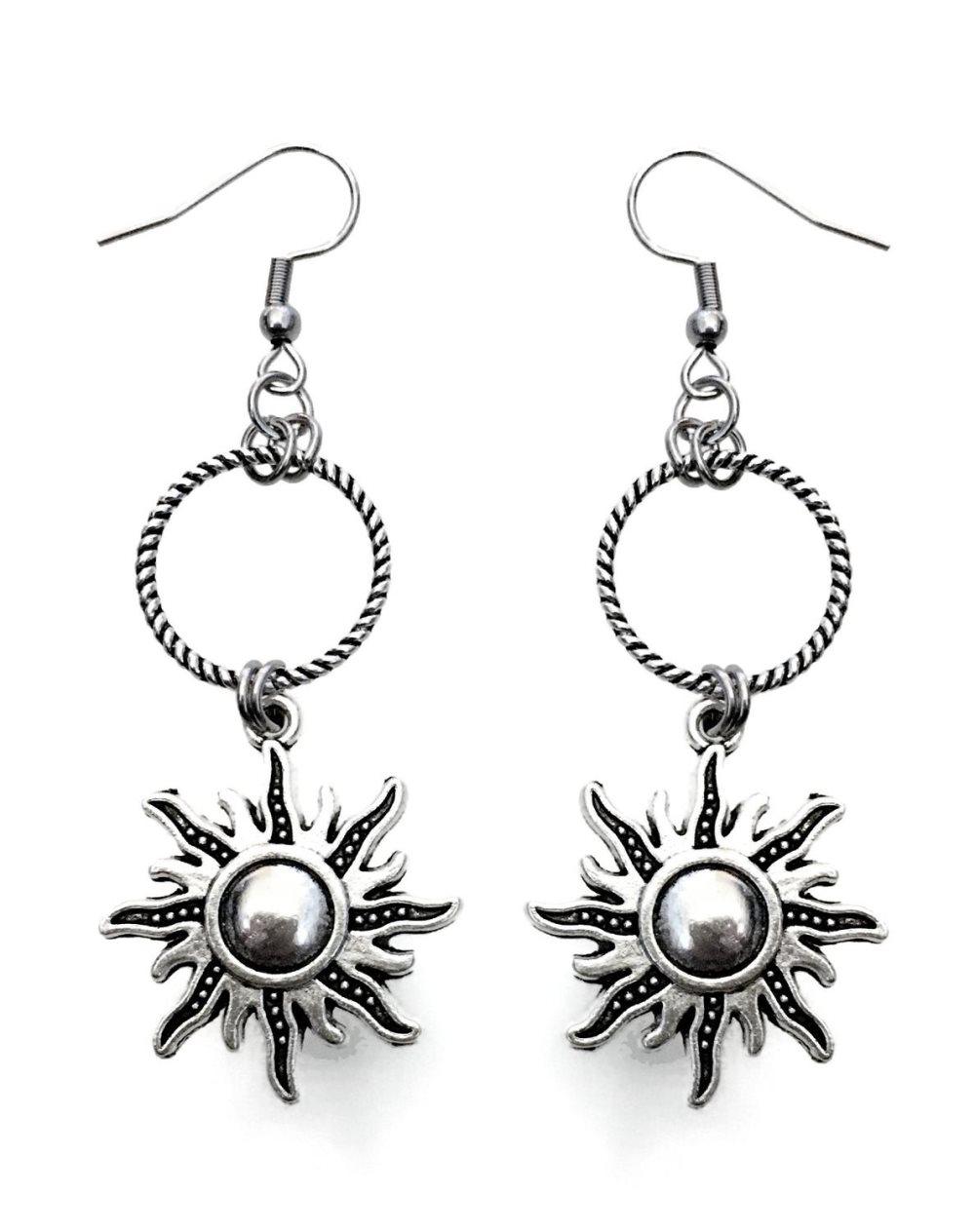 Örhängen Sol O Ring Sun Wicca Pagan Rostfri Krok