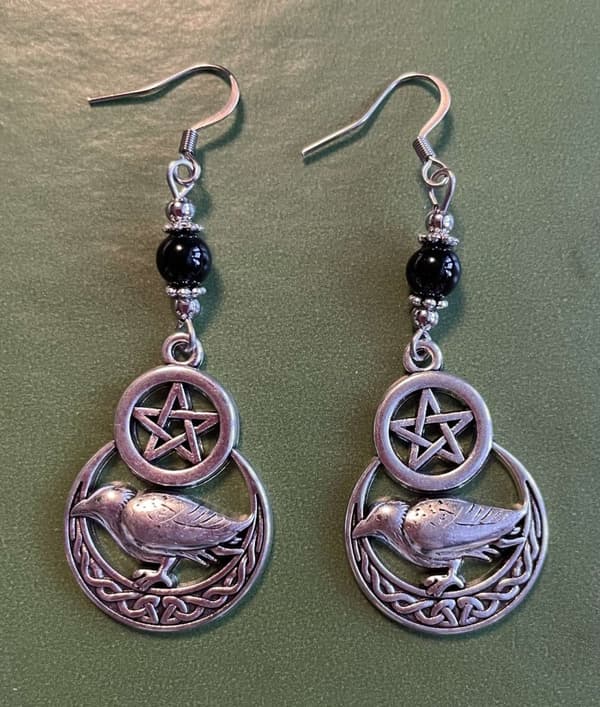 Örhängen Pentagram Korp OnyxRaven Måne Moon Wicca Pagan