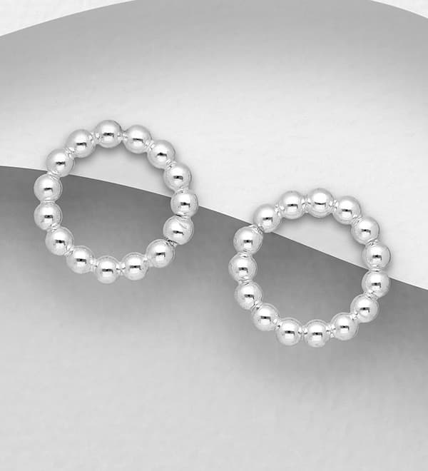 Silverörhänge Ring av bollar