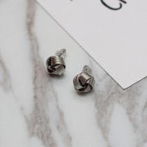 Silver Stud Örhängen - Mönstrad Knut