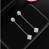 Långa Silver Örhängen med Kedja & Droppe med Vita Rhinestones