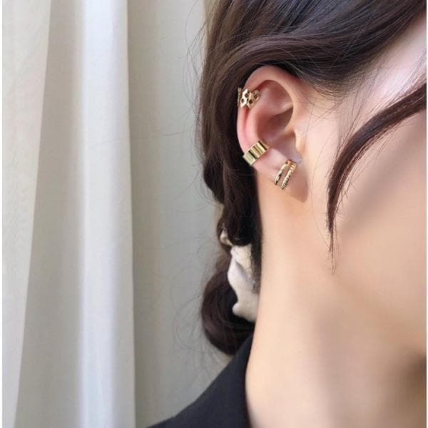 3 st Guld Örhängen - Ear Cuffs / Earcuffs i olika Modeller