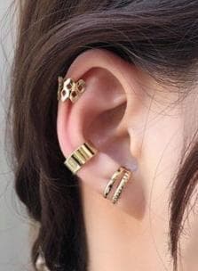 3 st Guld Örhängen - Ear Cuffs / Earcuffs i olika Modeller
