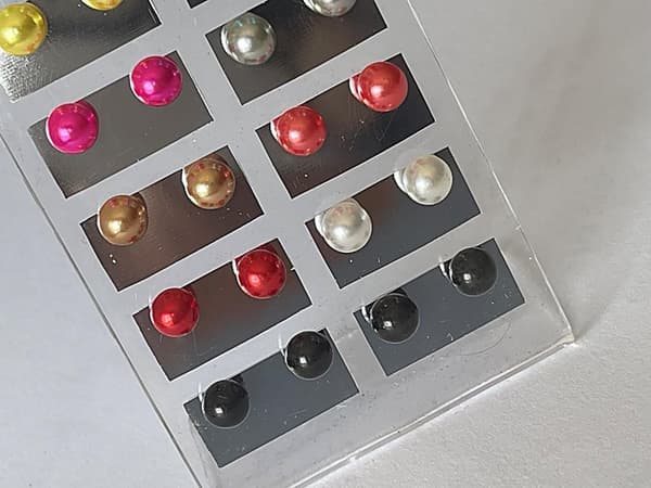 12 par Stud Örhängen med Pärlor / Pärlörhängen i Olika Färger