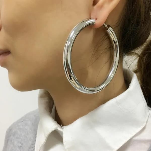 Stora Breda Blanka Runda Hoop Örhängen - 8 cm - Silver