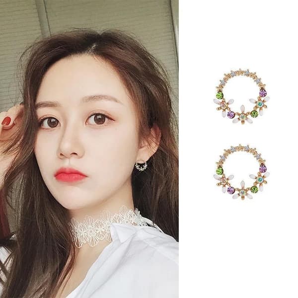 Guld Stud Örhängen - Blommor med Rhinestones i Olika Färger