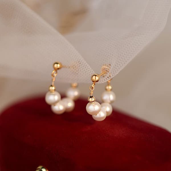 Stilig rhinestone ørepynt Gull