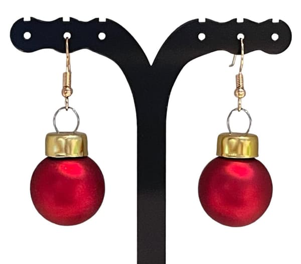 Guld Örhängen till Jul/Christmas - Röda Matta Julkulor