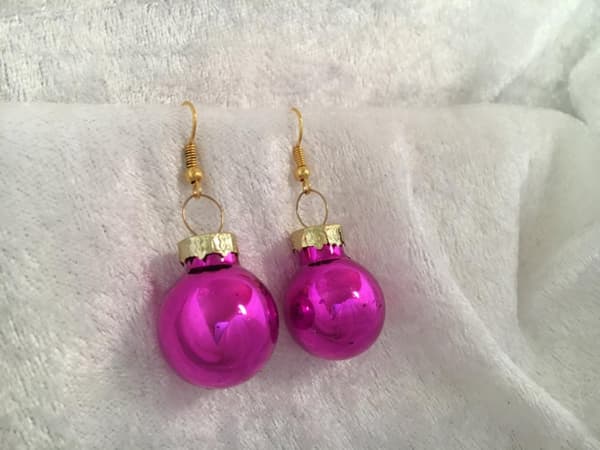 Guld Örhängen till Jul / Christmas - Cerise Blanka Julkulor