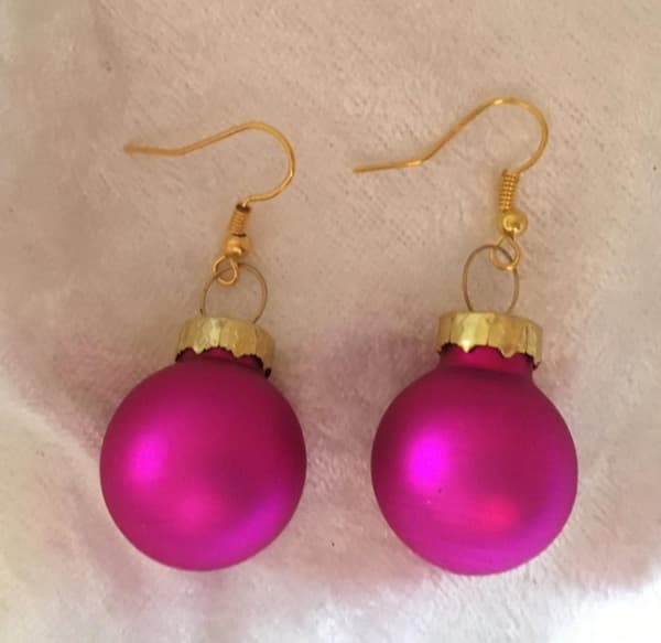 Guld Örhängen till Jul / Christmas - Cerise Matta Julkulor