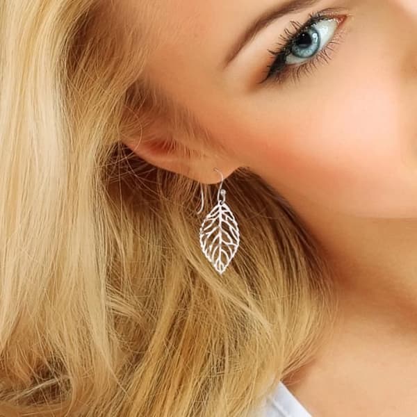 Örhängen - Annie - Rhodiumpläterad 925 Sterling Silver - Bladmönster - 2 cm - Kroksystem