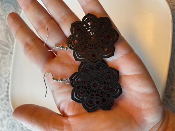 Earrings - Flowers - Mandala -Wood -Oversize - Black