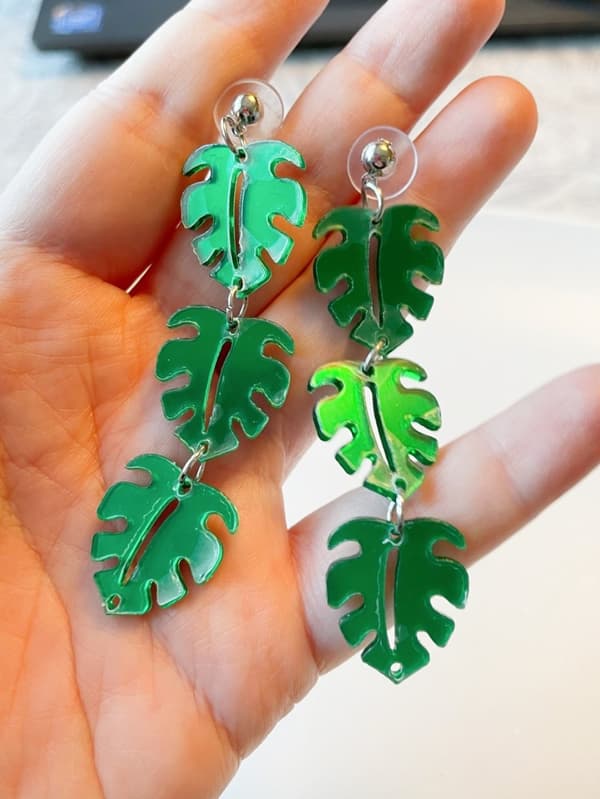 Earrings - Acrylic - Flowers - Monstera