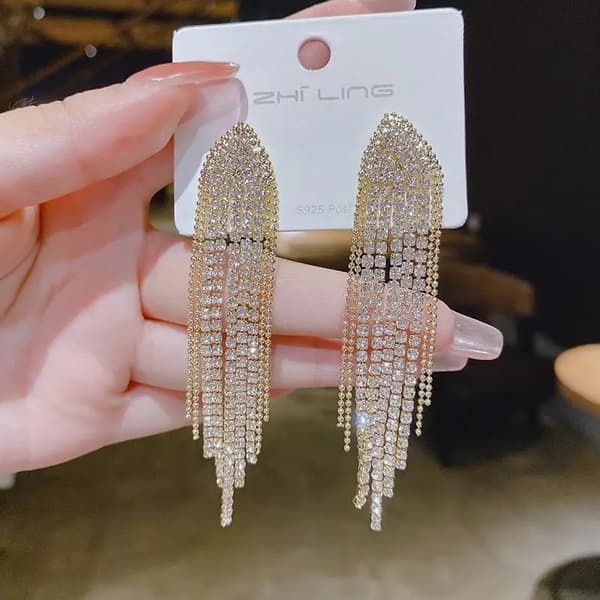 Strass Guld Örhängen med Kedjor - Glittrande Vita Rhinestones
