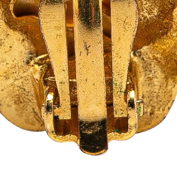 Pre-owned Chanel Gold Plated CC Flower Clip On Earrings Gold