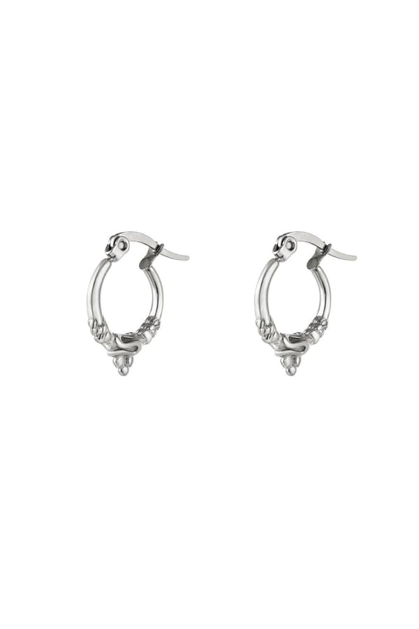 Blanka Små Silver Örhängen / Hoop / Creoler i Rostfritt Stål med Fina Detaljer i Retro Stil - 1,4 cm