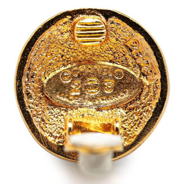 Pre-owned Chanel Gold Plated Logo Clip On Earrings Gold