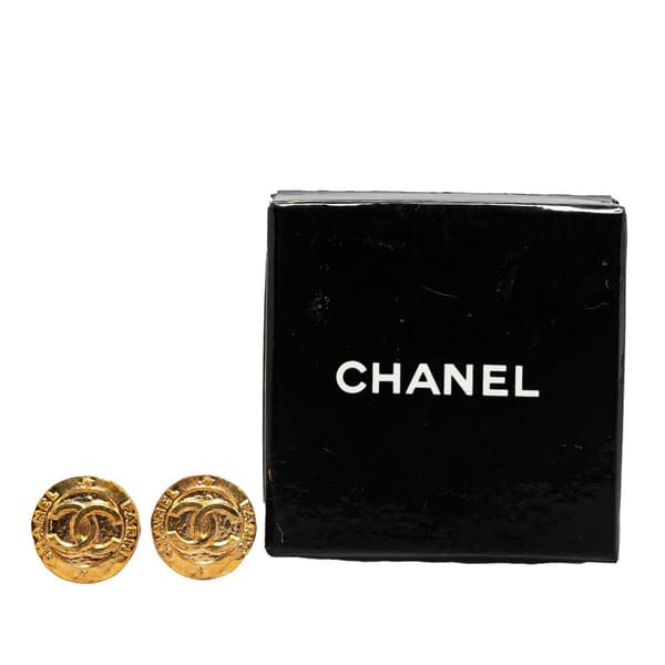 Pre-owned Chanel Gold Plated CC Round Clip On Earrings Gold