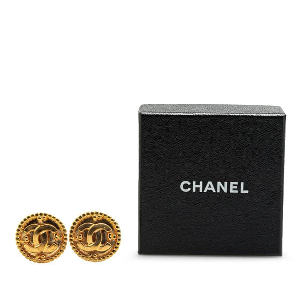 Pre-owned Chanel Gold Plated CC Clip On Earrings Gold