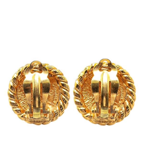 Pre-owned Chanel Gold-Plated CC Clip On Earrings Gold