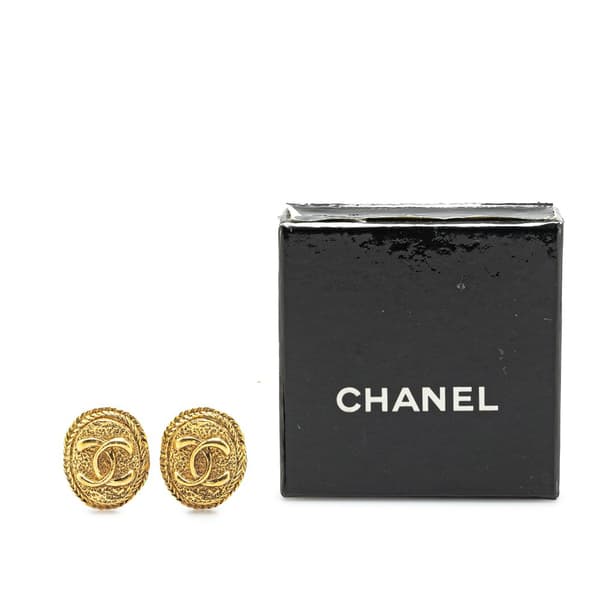 Pre-owned Chanel Gold Plated CC Clip On Earrings Gold