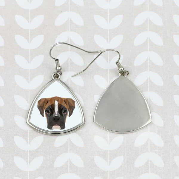 Boxer, Boxer III - örhängen med ett foto och inskriptionen av en geometrisk Art-Dog-hund