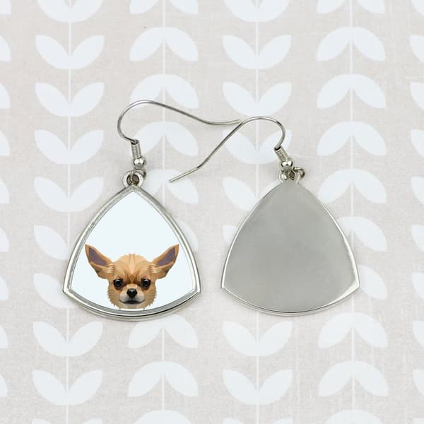 Korthårig Chihuahua - örhängen med ett foto och inskriptionen av en geometrisk Art-Dog-hund