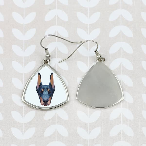 Doberman, Dobermann I - örhängen med ett foto och inskriptionen av en geometrisk Art-Dog-hund