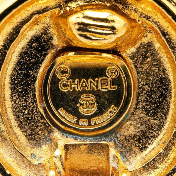 Pre-owned Chanel Gold Plated CC Clip On Earrings Gold