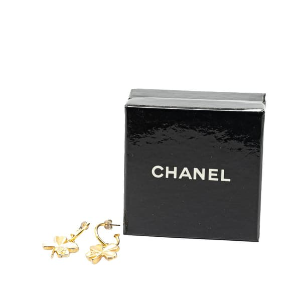 Pre-owned Chanel Gold Plated Clover Hoop Push Back Earrings Gold