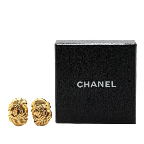 Pre-owned Chanel Gold Plated CC Clip On Earrings Gold