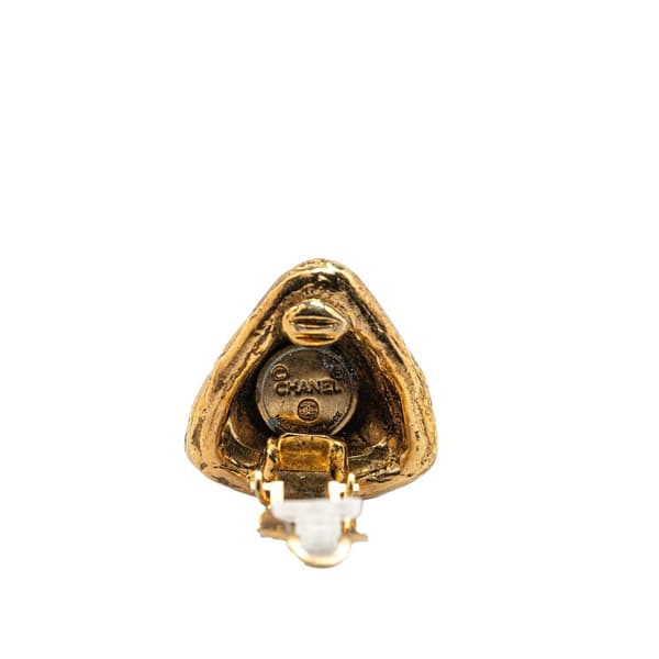 Pre-owned Chanel Gold Plated Triangle Clip On Earrings Gold