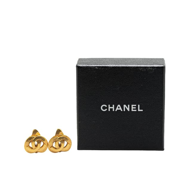 Pre-owned Chanel Gold Plated CC Clip On Earrings Gold