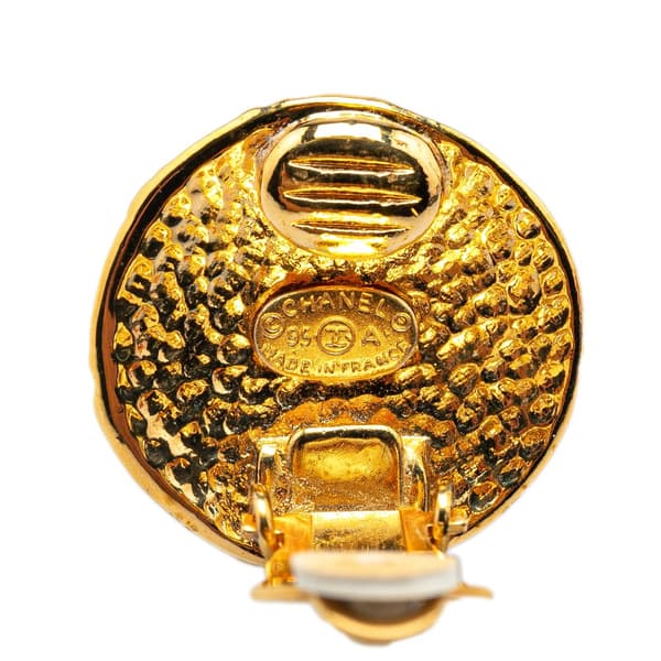 Pre-owned Chanel Gold Plated CC Round Clip on Earrings Gold