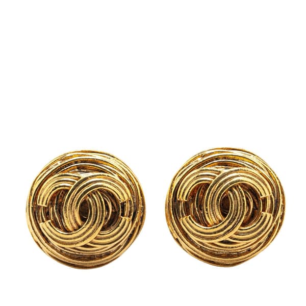 Pre-owned Chanel Gold Plated CC Round Clip On Earrings Gold