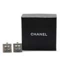 Miniatyrbild 4 av 4: Pre-owned Chanel Silver Plated Square Crystal Clip On Earrings Silver