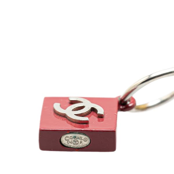 Pre-owned Chanel Resin CC Hoop Push Back Earrings Red