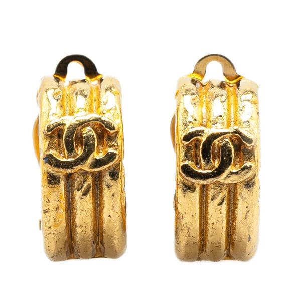 Pre-owned Chanel Gold Plated CC Clip On Earrings Gold