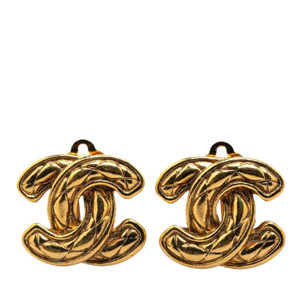 Pre-owned Chanel Gold Plated CC Quilted Matelasse Clip On Earrings Gold