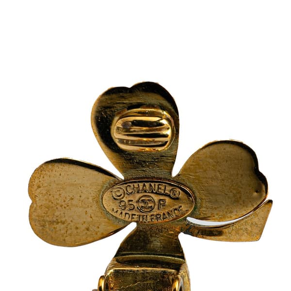 Pre-owned Chanel Gold Plated Clover Clip on Earrings Gold