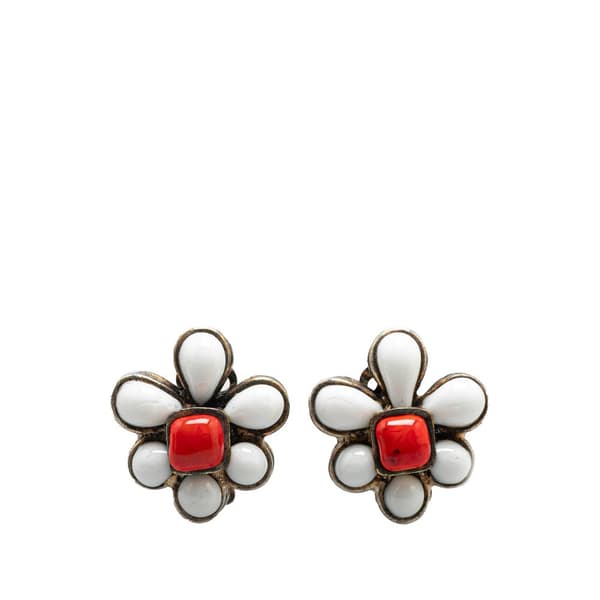 Pre-owned Chanel Silver Plated Gripoix Flower Clip On Earrings Silver