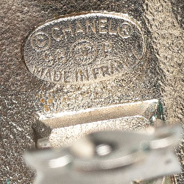 Pre-owned Chanel Silver CC Clip On Earrings Silver
