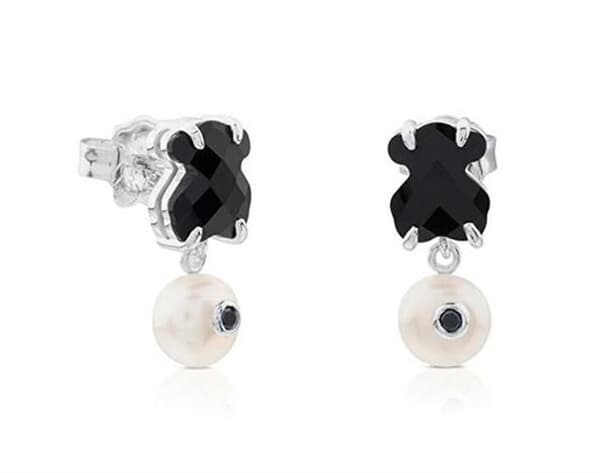 Hängande örhängen i silver med onyx och pärla Erma 1000136700