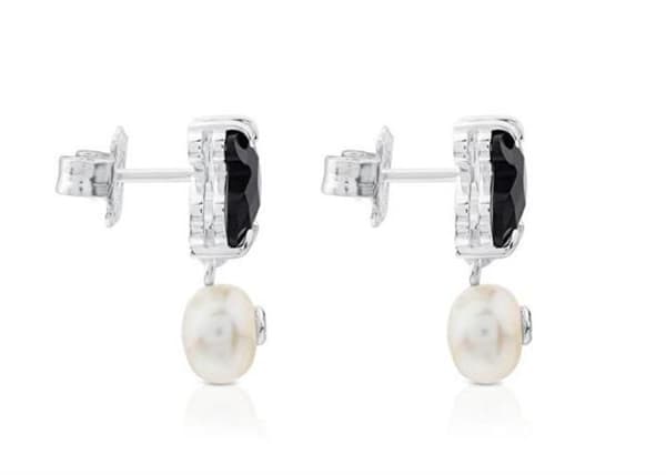 Hängande örhängen i silver med onyx och pärla Erma 1000136700