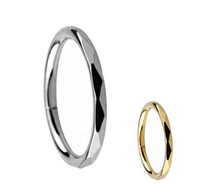 Titanium klikkerring med guldskæring - TK-049 1,2/8