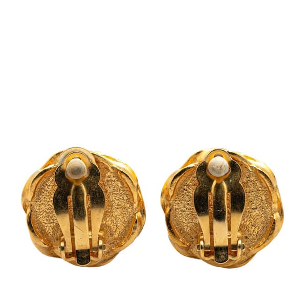 Pre-owned Chanel Gold Plated Acrylic CC Button Clip On Earrings Gold